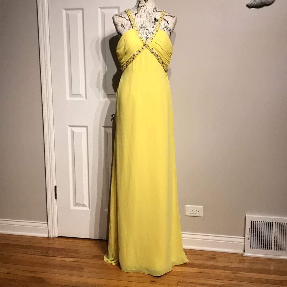 🔽NWOT Chiffon Vibrant Crisscross Straps Embellish Draped Formal Evening Gown M